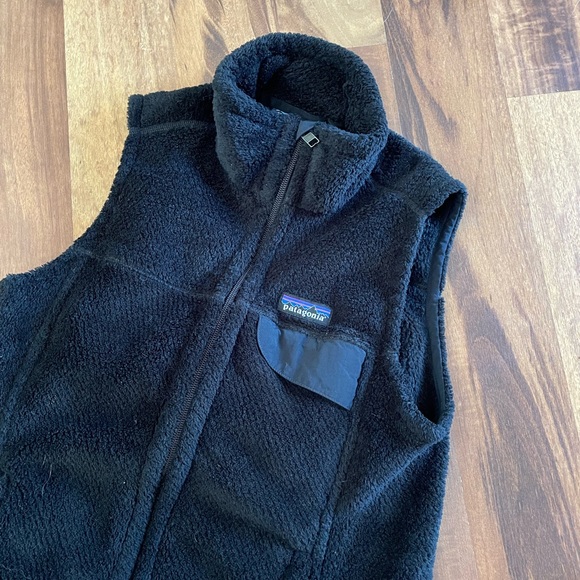 SOLD ON MARKETPLACE Patagonia black vest size small - Picture 3 of 5